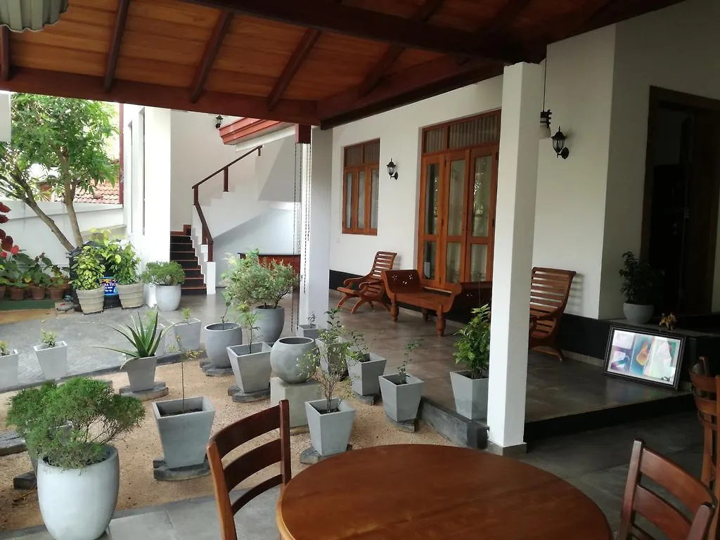 Bianco Terrace Hotel Negombo Affittacamere