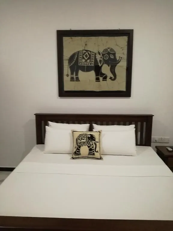 Bianco Terrace Hotel Negombo 0*,  Sri Lanka