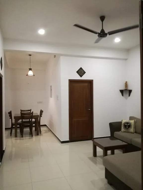 Affittacamere Bianco Terrace Hotel Negombo Sri Lanka