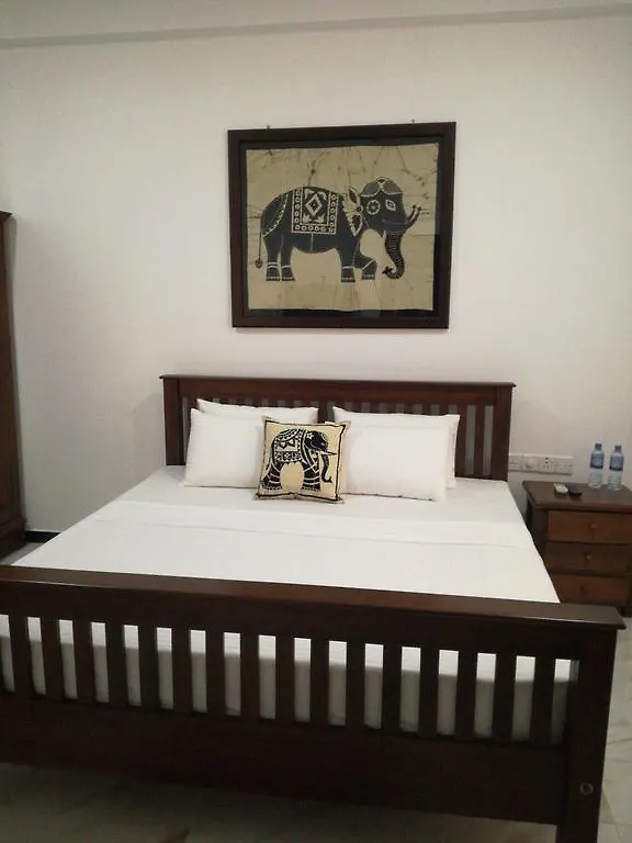 Bianco Terrace Hotel Negombo