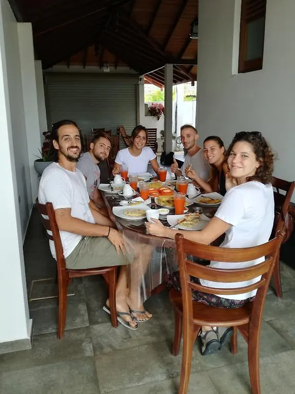 Bianco Terrace Hotel Negombo