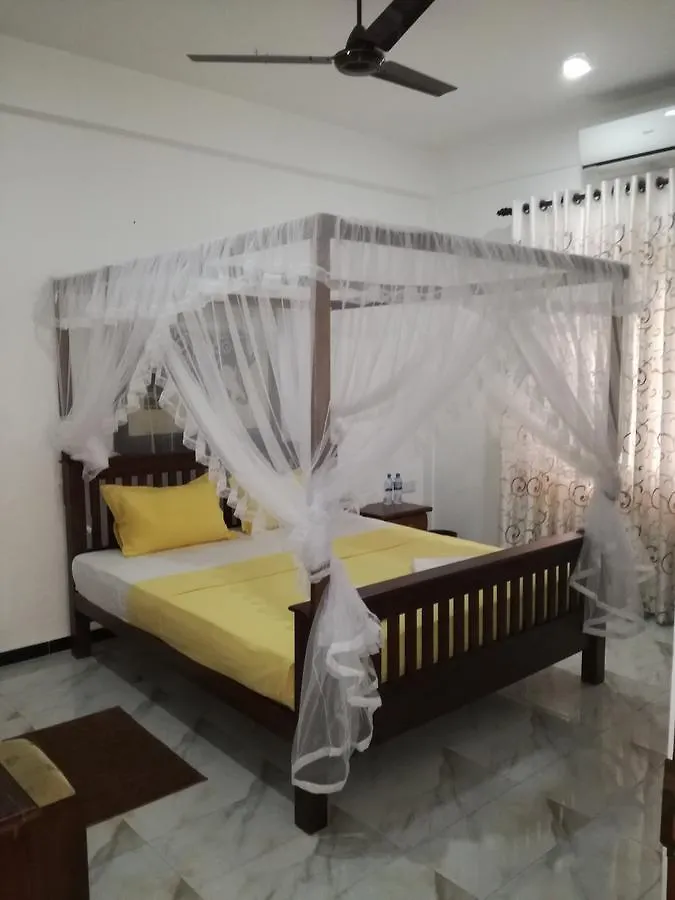 Bianco Terrace Hotel Negombo Affittacamere